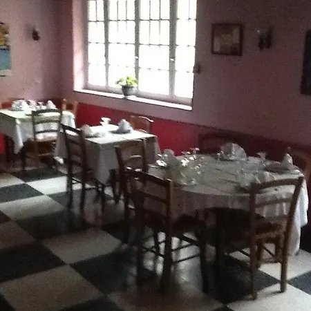 Hotel La Boule D'or